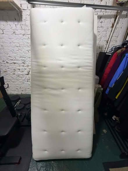 Photo of free Brimnes day-bed (Kensington Gardens W2) #3
