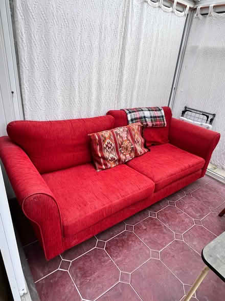 Photo of free Red sofa (Bradford on Avon BA15) #1