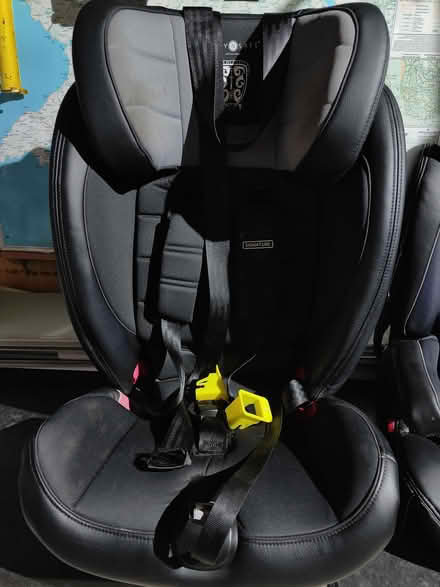 Photo of free 3 x car seats all isofix (Rhostrehwfa LL77) #3