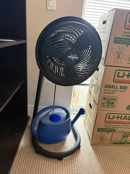 Photo of free Adjustable Height Fan (Takoma) #1