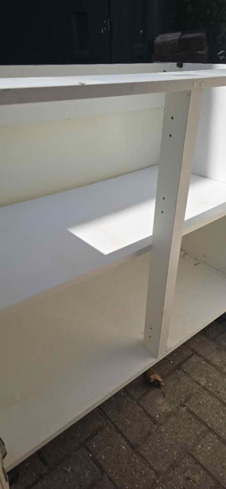 Photo of free Under counter kitchen unit (Hook roundabout KT9) #1