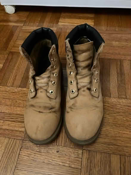 Photo of free Timberland boots (Brooklyn, NY 11223, USA) #1