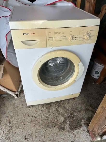 Photo of free washing machine (Linkhill TN18) #1