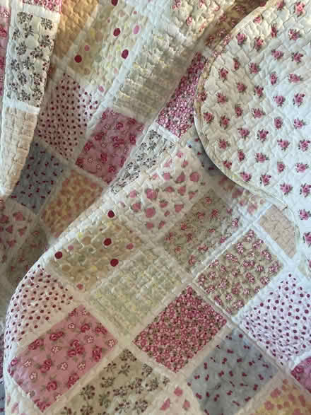 Photo of free Cotton Throw quilt for a double bed (Emscote Mill CV34) #1