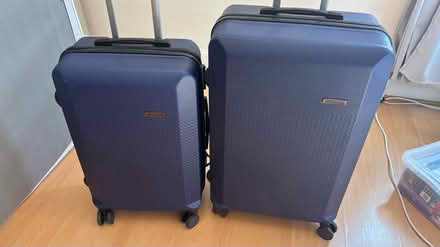 Photo of free 2x Luggage bags (1 medium, 1 large) (Putney Bridge Road SW15) #2