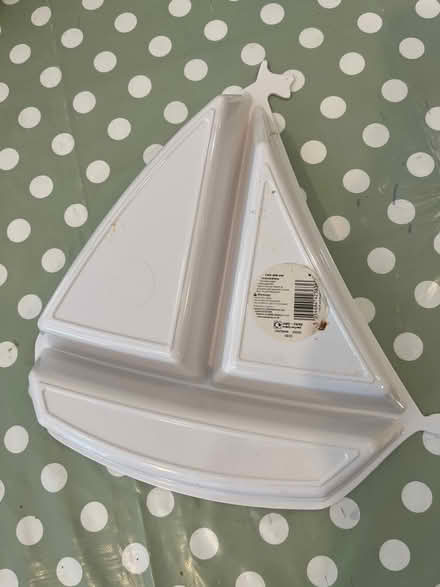 Photo of free Ship-shaped plastic service dish (highcliffe BH23) #2