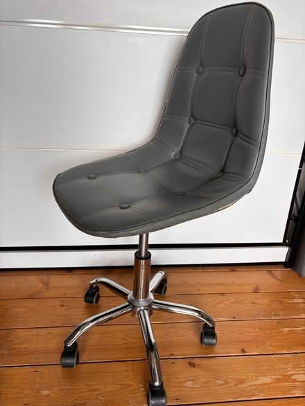 Photo of free Child’s chair (Sunbury TW16) #3