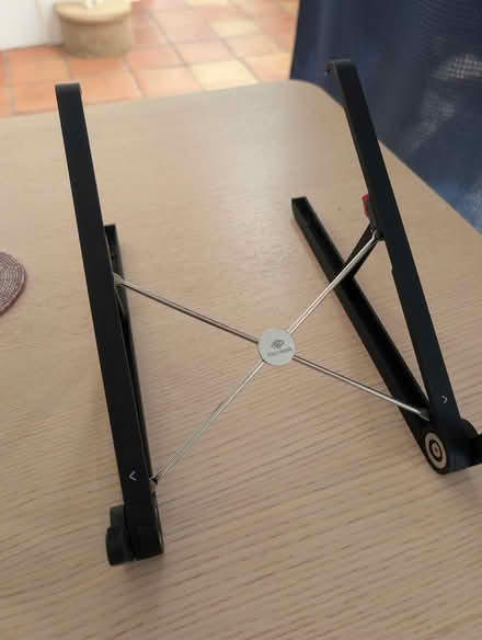 Photo of free Folding laptop/tablet stand (Shaftesbury SP7) #2