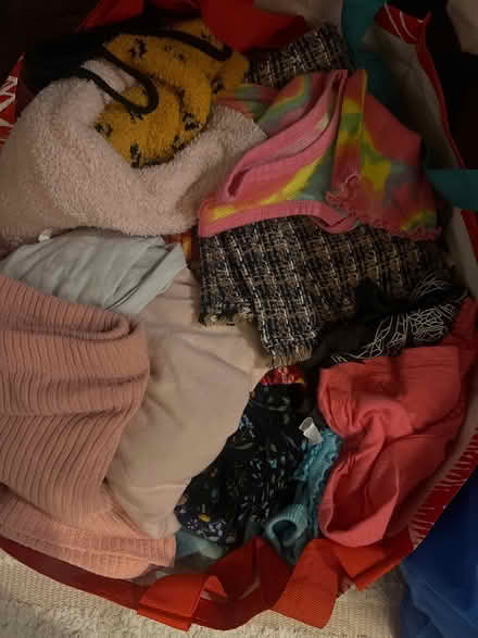 Photo of free Clothes girls 6-8 (Soho) #1
