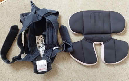 Photo of free BabyBjörn sling with removable insert as seen (Top Amersham HP6) #2