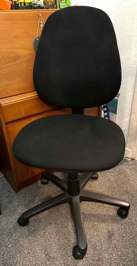 Photo of free Office chair (Dunfermline KY11) #1