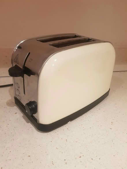 Photo of free 2-slice toaster (Harrow HA1) #1