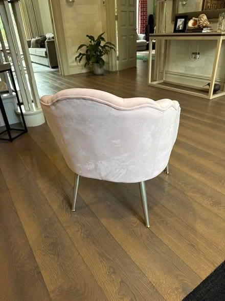 Photo of free Pink Chair (KT12) #3