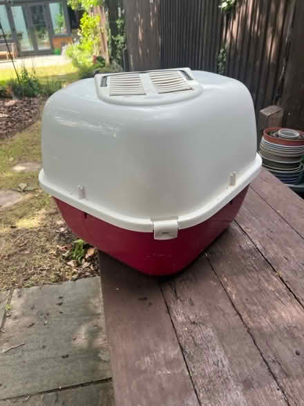 Photo of free Cat litter tray (RG4) #2
