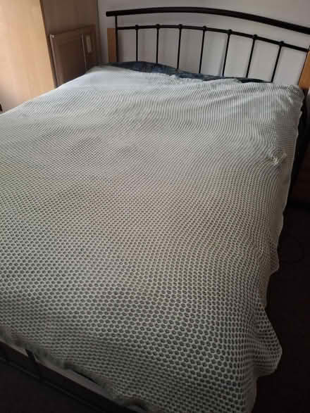Photo of free Throw for double bed (Castle Ward Lancaster LA1) #2