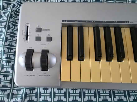 Photo of free 61 Key Midi Keyboard (Paignton TQ3) #1