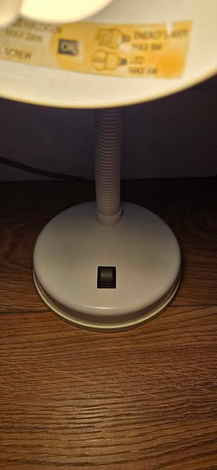 Photo of free White desk lamp (Tooting Bec, SW17) #3