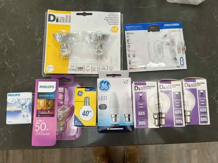 Photo of free Selection of lightbulbs (Beckenham BR3) #1