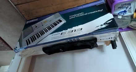 Photo of free Yamaha Electric Keyboard (Ilkley LS29) #4