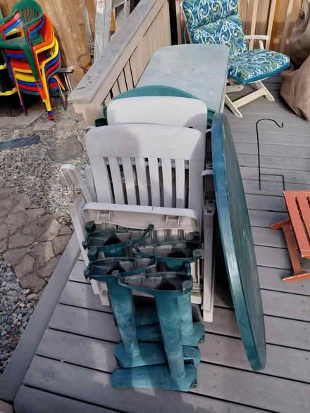 Photo of free Outdoor Patio Furniture (Juanita (Kirkland)) #2