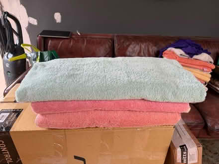 Photo of free 3x very big cotton towels (Cumnor OX2) #1