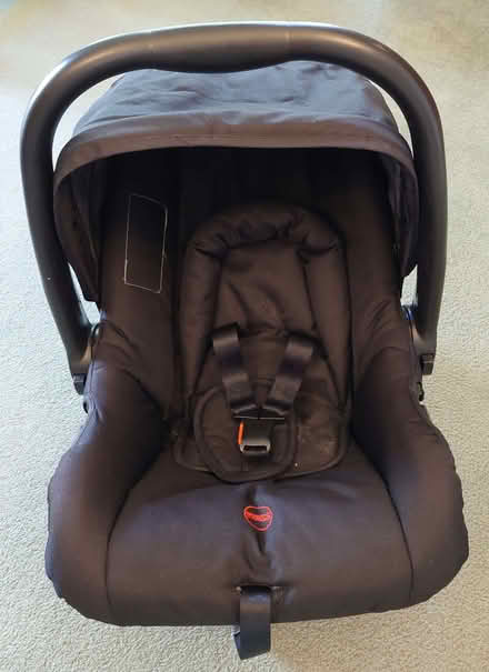 Photo of free Tutti Bambini Riviera Baby Car Seat as seen + Mirror (Top Amersham HP6) #2