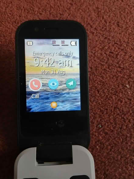 Photo of free DORO FLIP PHONE - Factory Reset (B90 shirley) #2