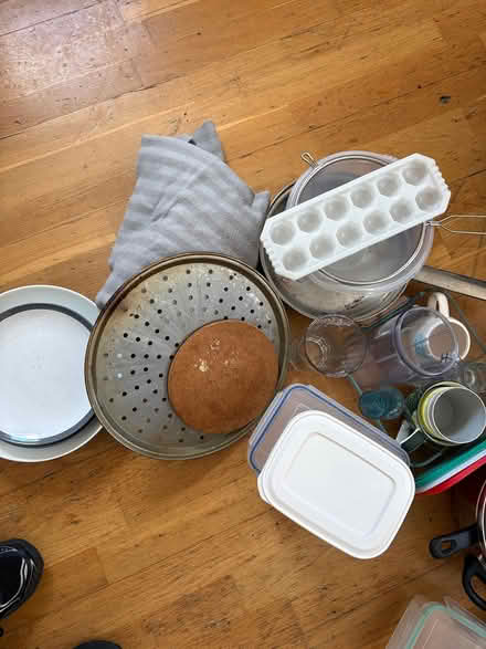 Photo of free Moving out misc items (Fulham SW6) #1