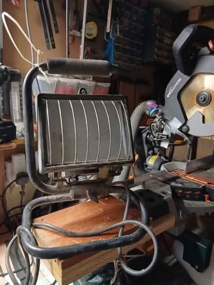 Photo of free Halogen site flood light (Middleton LS10) #1