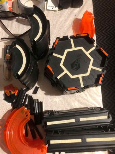 Photo of free HexBugs track (St Lukes) #1