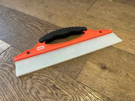 Photo of free Hilka Pro-Craft Squeegee (Hitchin SG5) #1