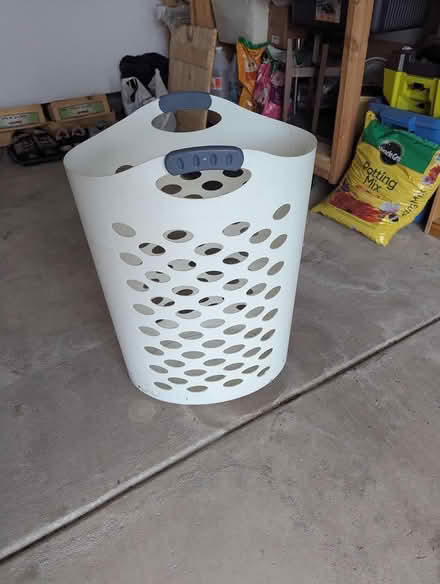 Photo of free Hamper (63rd& main, DG) #1