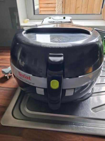 Photo of free Air fryer (Sandyford dublin16) #1