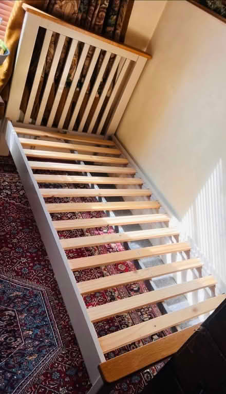 Photo of free Single bed with mattress (Hackney. N16) #3