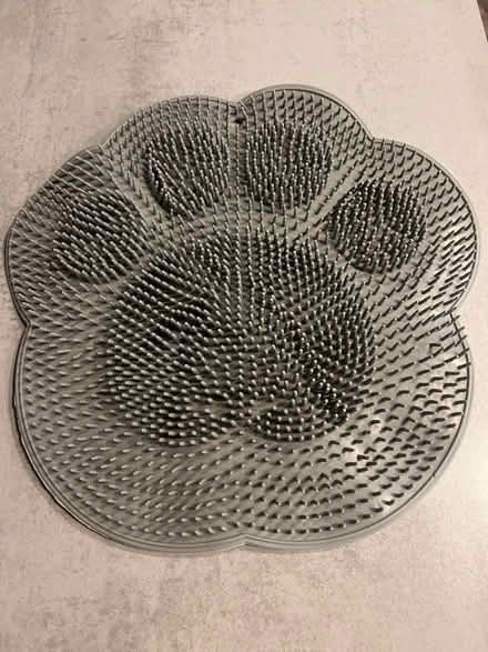 Photo of free Cat scratching board massager (Knockholt/Dunton Green TN14) #1