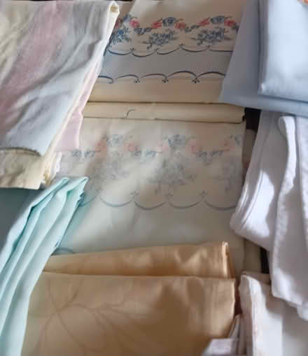 Photo of free 12 Pairs of pillow cases (Old Harlow CM17) #4