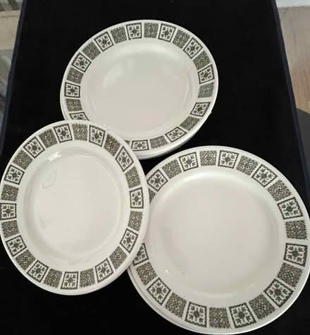 Photo of free Dinner plates (Clapham SW4) #2