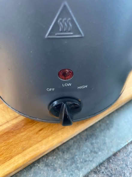 Photo of free slow cooker (Hackney E5) #2