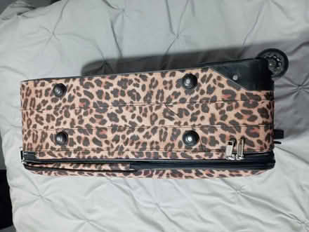 Photo of free Medium suitcase (CR44EX CR4) #3