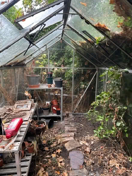 Photo of free Greenhouse (West Bridgford NG2) #1