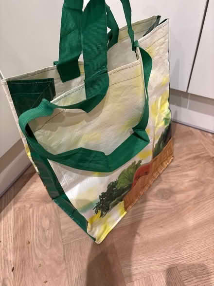 Photo of free Reusable shopping bag (Oxenholme LA9) #1
