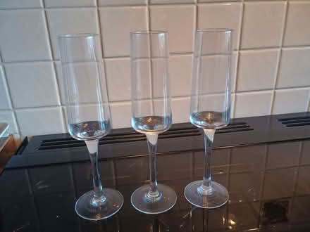 Photo of free An assortment of glasses (Barbourne WR3) #3