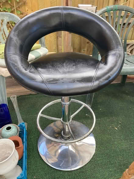 Photo of free Bar stool (St. Dunstan's CT2) #1