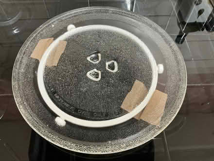 Photo of free Plate for microwave (Walkley S6) #1