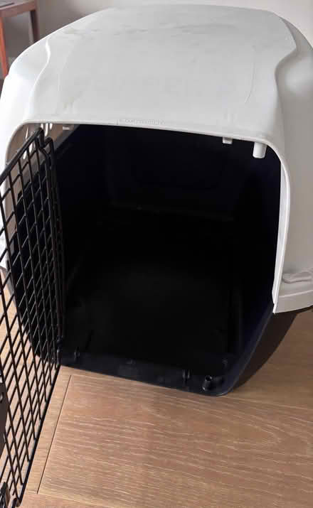 Photo of free Hutch for cat/small dog (Kew TW9) #3