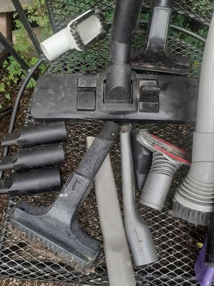 Photo of free Dyson and other attachments (Hinton/ Putson HR2) #2