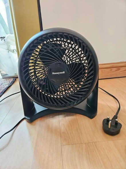 Photo of free Fan (Surrey Quays SE16) #1