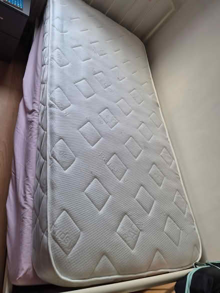 Photo of free Single mattress (UB5 Northolt) #1