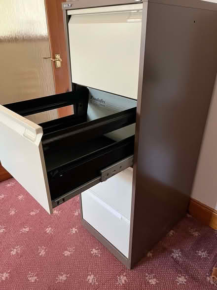 Photo of free Bisley 4-Drawer Filing Cabinet (Juniper Green EH13) #3