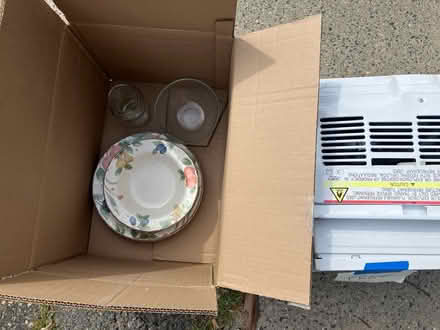 Photo of free stuff on Prentiss Street (Watertown near Arlington St) #2